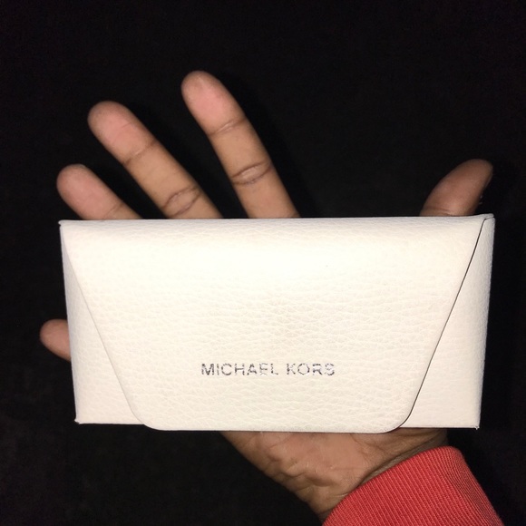 Michael kors sunglasses - Picture 6 of 7